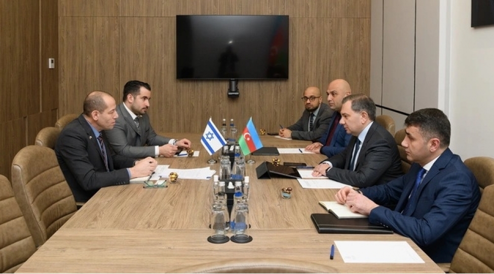 azerbaycan-israille-suni-intellekt-sahesinde-emekdashligi-muzakire-edib