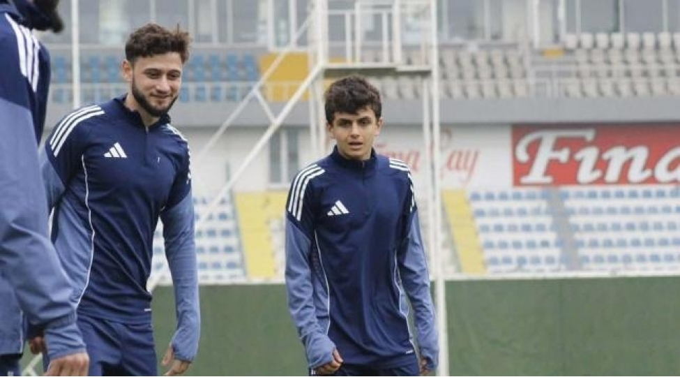 qurban-qurbanov-15-yashli-elini-esas-komandaya-chagirdi