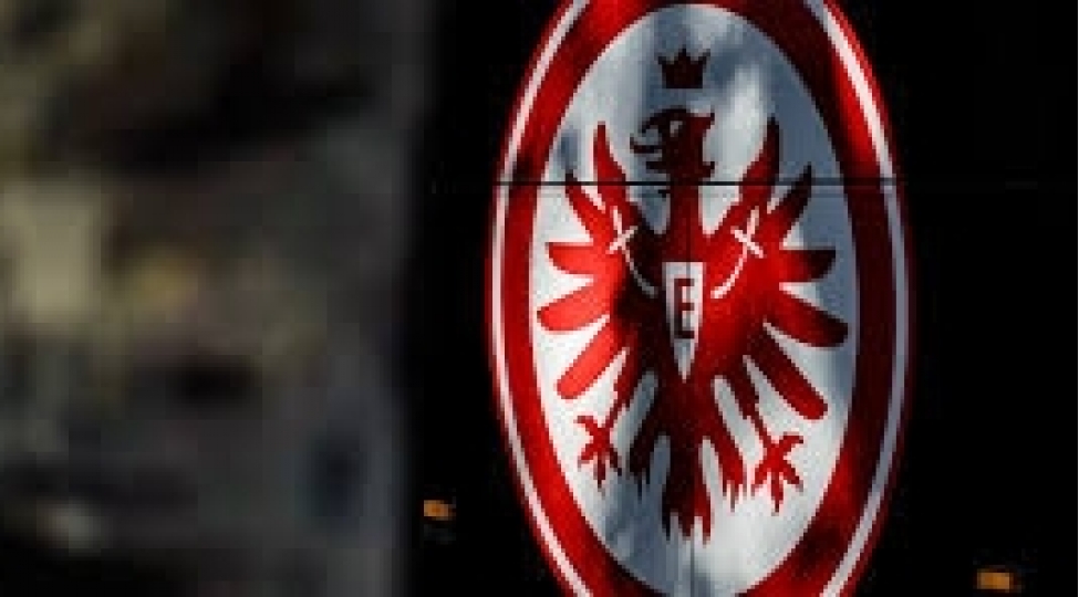 ayntraxt-frankfurt-klubu-yeni-bash-meshqchi-tapdi