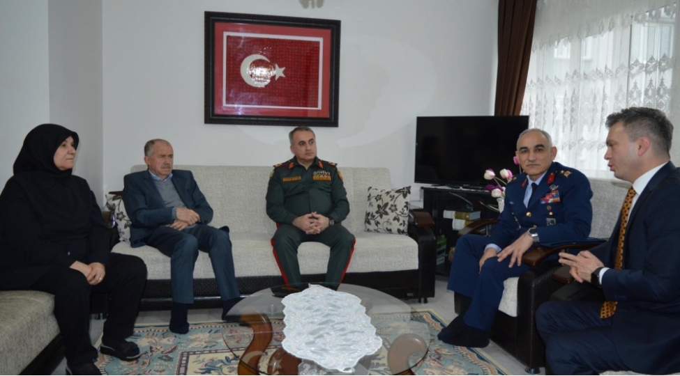 herbi-attashe-azerbaycan-ve-turkiye-shehidleri-cesaret-ve-fedakarliq-mucessemesidir