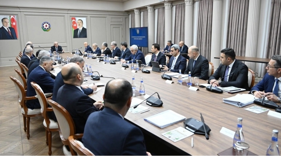 nazirler-kabinetinde-xezerin-ve-baki-buxtasinin-ekoloji-veziyyetine-dair-iclas-kechirilib