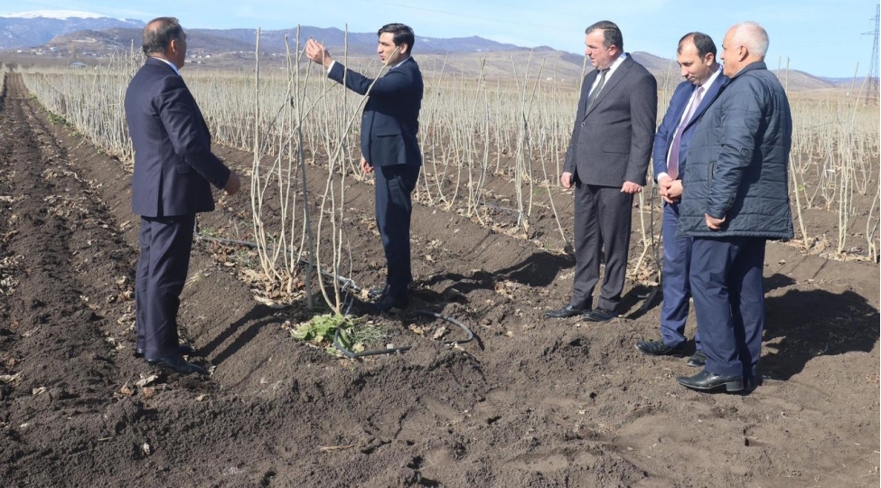 serdar-haciyev-xocalida-vetendashlari-qebul-edib-teserrufatlara-bash-chekib