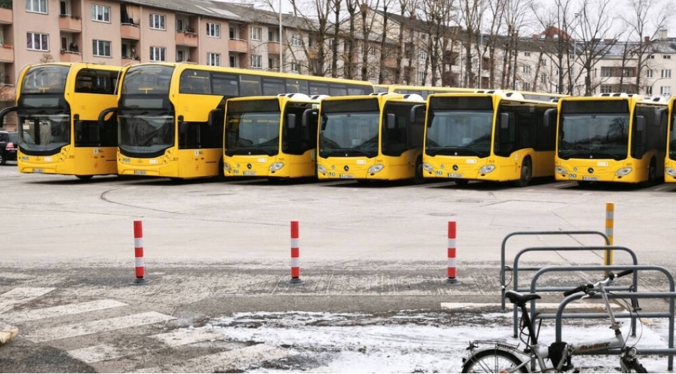 almaniyada-ictimai-neqliyyat-ishchileri-birgunluk-tetil-edibler