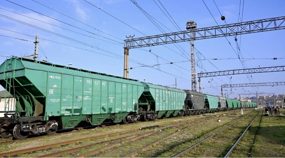 rusiya-taxili-dashiyan-yuk-qatari-azerbaycandan-tranzit-kechmekle-ermenistana-gonderilecek