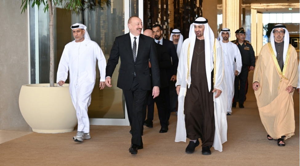 prezidentin-sosial-media-hesabinda-bee-ye-ishguzar-seferi-ile-bagli-videocharx-paylashilib