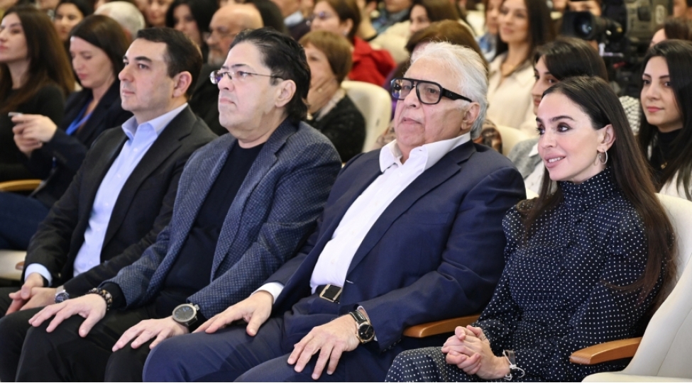 leyla-eliyeva-qebelede-qish-nagili-ii-beynelxalq-musiqi-festivalindan-videogoruntu-paylashib