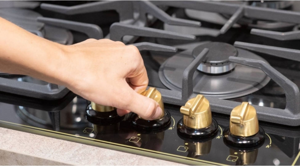 agdash-ve-qebelenin-bezi-erazilerinde-qaz-kesilib