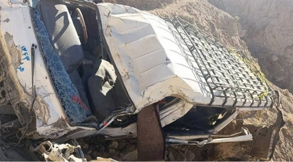 efqanistanda-yol-qezasi-neticesinde-12-nefer-olub