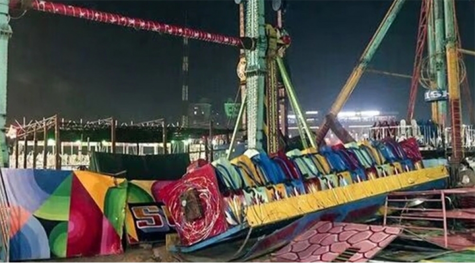 hindistanda-attraksion-qezasinda-bir-nefer-olub-13-nefer-xesaret-alib