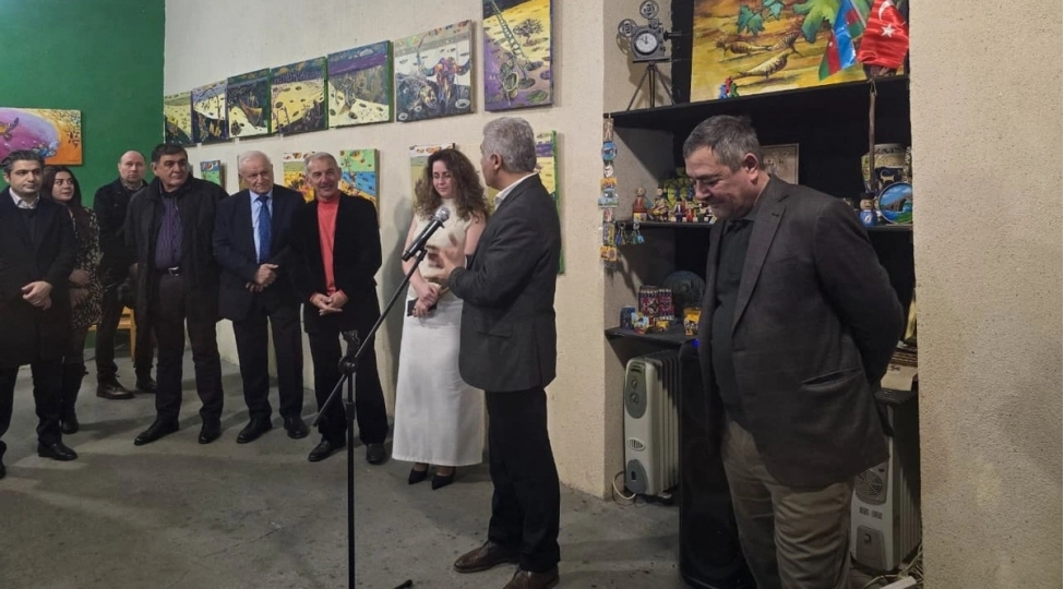 bakida-asiman-qalereyasinin-achilishi-ve-susuzluq-resm-silsilesinin-teqdimati-olub