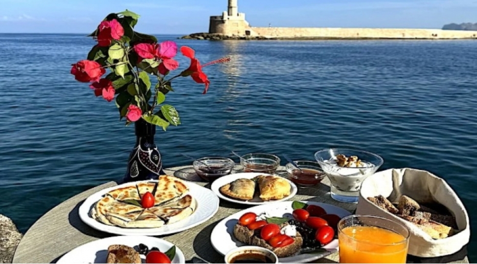 saloniki-unesco-terefinden-qastronomiya-sheheri-sechilib