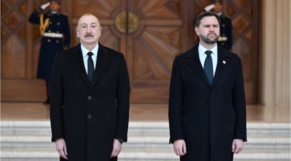 bakida-amerika-birleshmish-shtatlarinin-vitse-prezidentinin-resmi-qarshilanma-merasimi-olub-foto