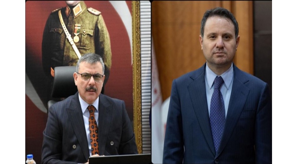 turkiyenin-daxili-ishler-ve-edliyye-nazirleri-deyishib