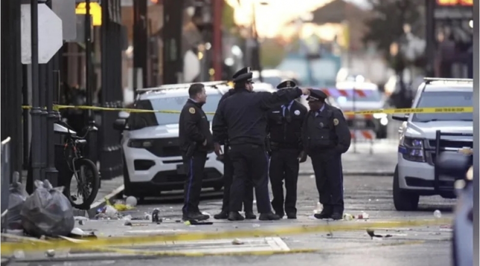 absh-minneapolisde-qanunsuz-miqrantlarla-sert-mubarizeni-dayandirir