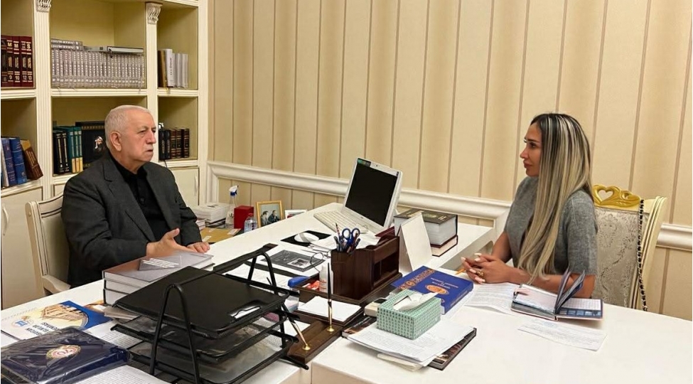 dovrun-telebleri-ile-ayaqlashmaq-alimlerin-qarshisinda-duran-esas-vezifedir-musahibe