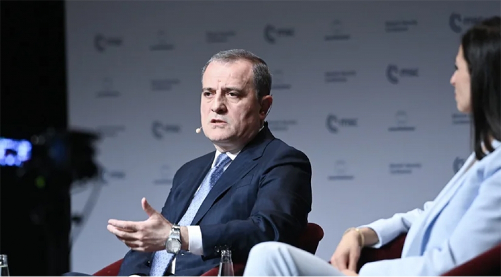 munhende-ermenistan-konstitusiyasindaki-erazi-iddialarinin-aradan-qaldirilmasi-qabardilib