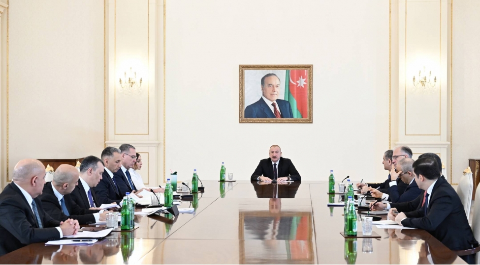 azerbaycanin-yeni-inkishaf-merhelesinin-strateji-konturlari