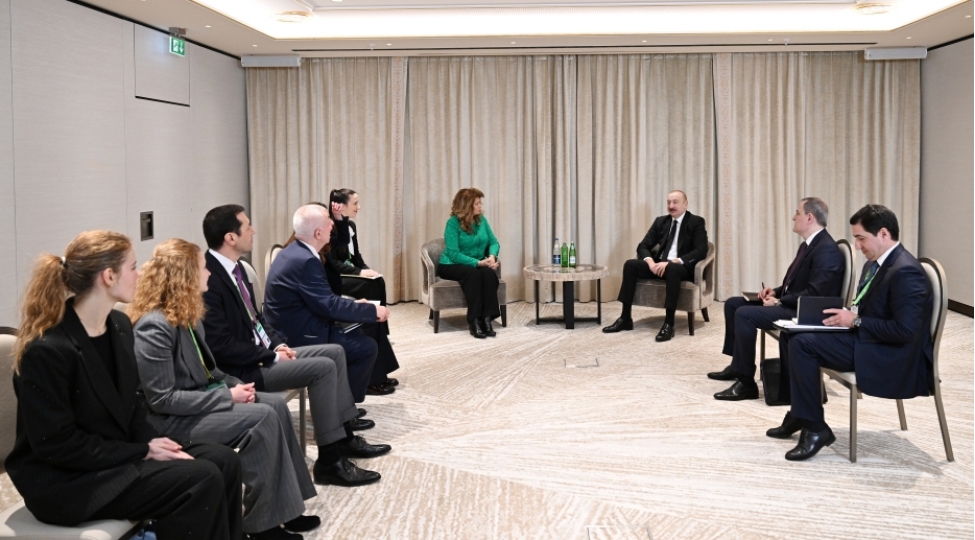 prezident-ilham-eliyev-munxende-bolqaristan-prezidenti-ile-gorushub