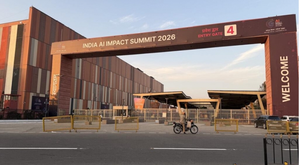 qlobal-cenubda-ilk-suni-intellekt-sammiti-bashlayir