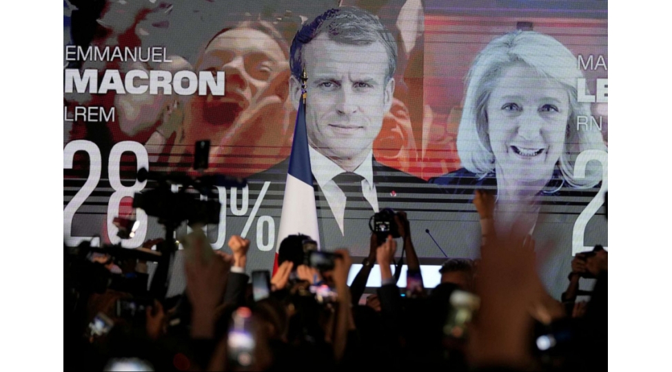 politico-nufuzu-azalan-makron-2027-ci-il-sechkileri-erefesinde-marin-le-penin-partiyasina-tefriqe-salmaq-isteyir