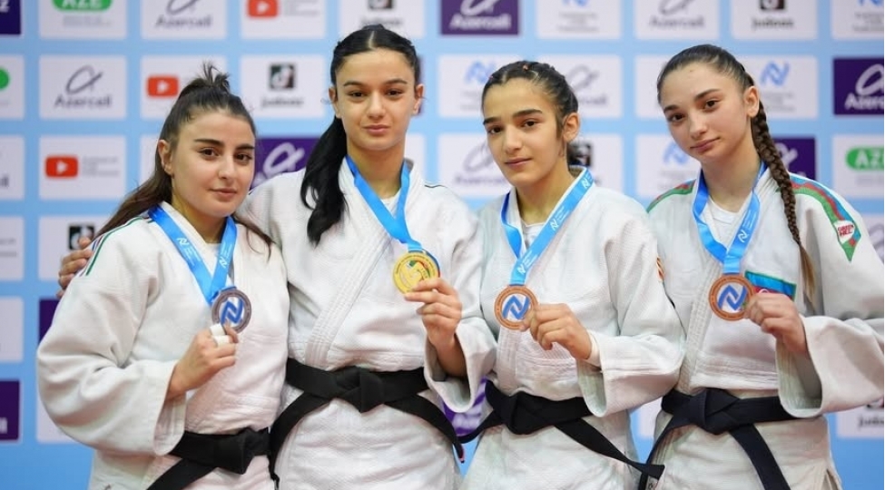 boyukler-arasinda-ne-vaza-uzre-acf-kuboku-kechirilib