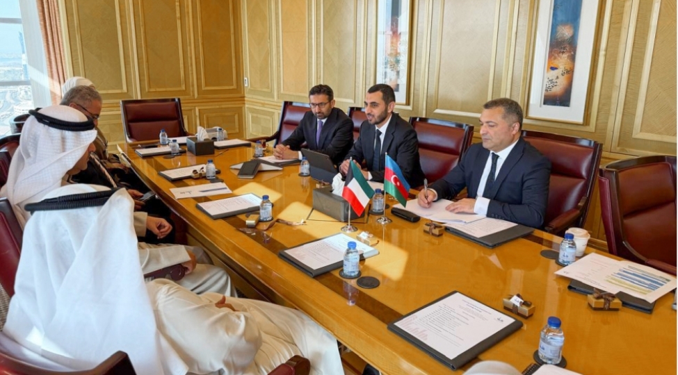 kuveytde-pensiya-ve-sosial-sigorta-sahesinde-ikiterefli-emekdashliq-muzakire-edilib