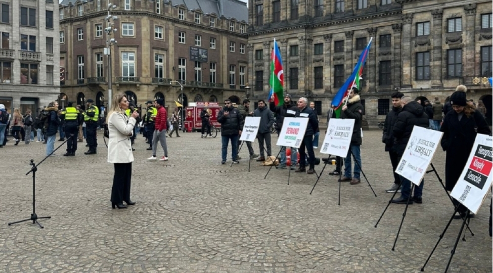 amsterdamin-merkezinde-xocaliya-edalet-chagirishi