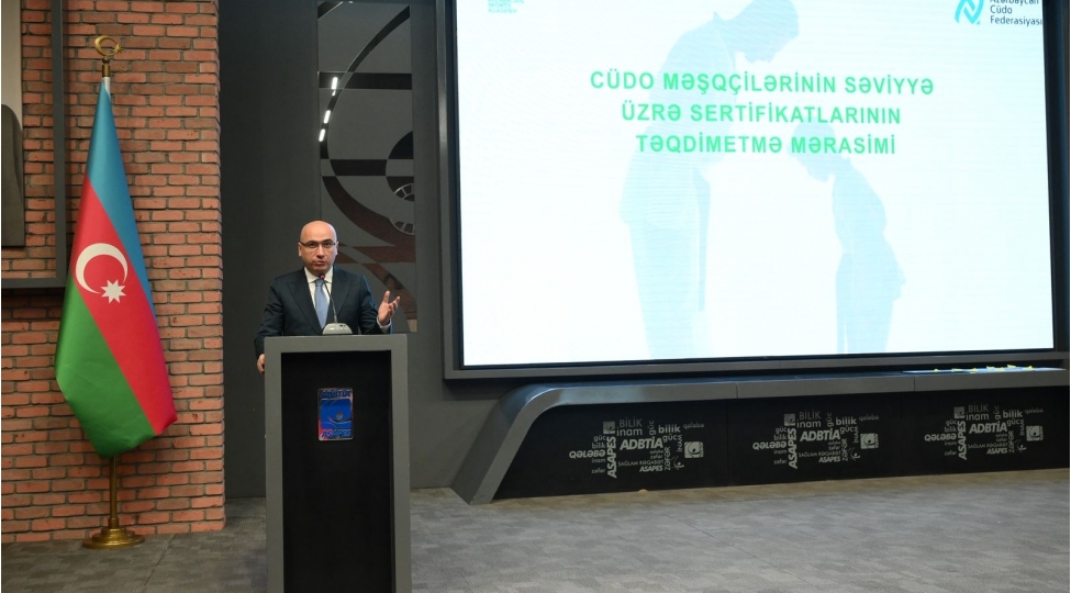 cudo-meshqchilerinin-seviyye-uzre-sertifikatlarinin-teqdimetme-merasimi-kechirilib