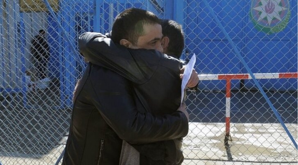 amnistiya-akti-ile-878-nefer-sherti-cezadan-azad-edilib