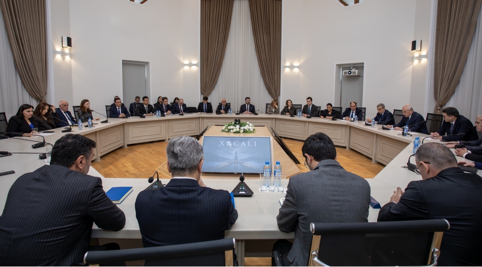 energetika-nazirliyinde-xocali-faciesinin-34-cu-ildonumu-anilib