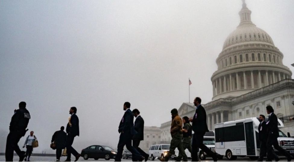 reuters-amerikalilarin-ekseriyyeti-iranla-muharibeye-gore-maliyye-veziyyetinin-pislesheceyini-gozleyir