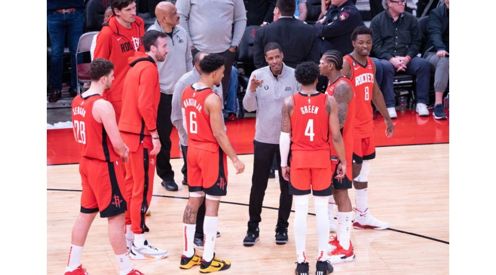 nba-turk-basketbolchunun-komandasindan-ardicil-uchuncu-qelebe