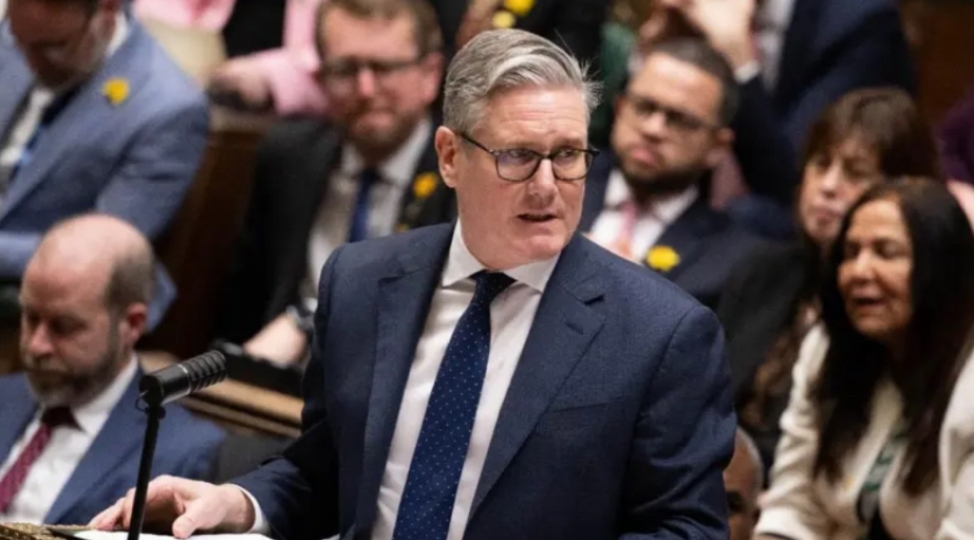 kir-starmer-iranla-bagli-hokumetin-movqeyini-mudafie-edib