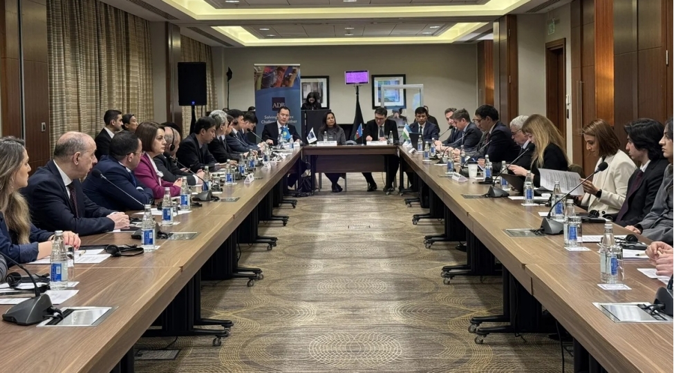 transxezer-yashil-enerji-dehlizinin-ishtirakchilari-bakida-tie-nin-hazirlanmasi-uzre-yanashmalari-razilashdiriblar