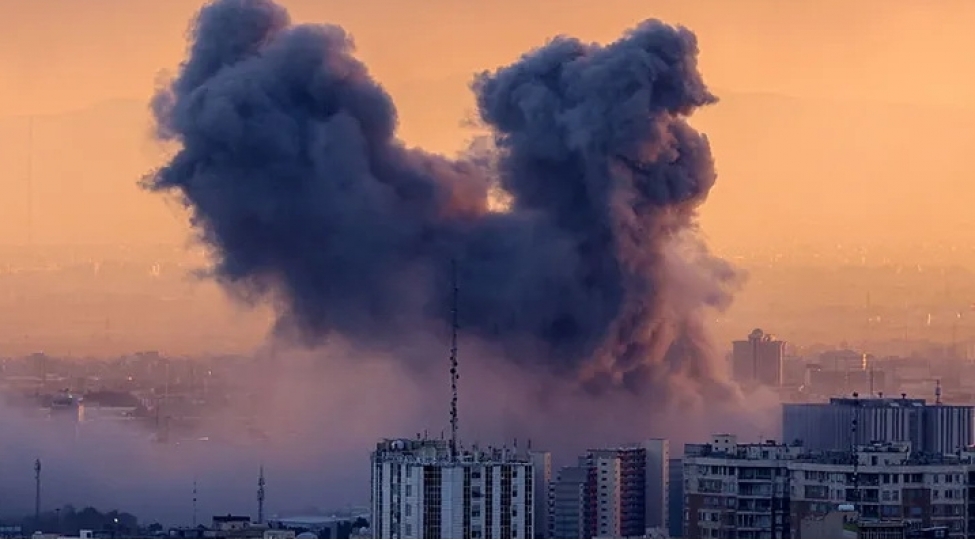 livanda-alti-iranli-diplomat-oldurulub