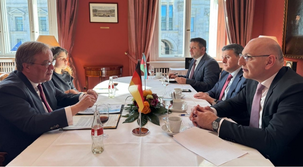 elchin-emirbeyov-almaniyani-azad-olunan-erazilerde-minatemizleme-sahesinde-desteye-devet-edib-foto