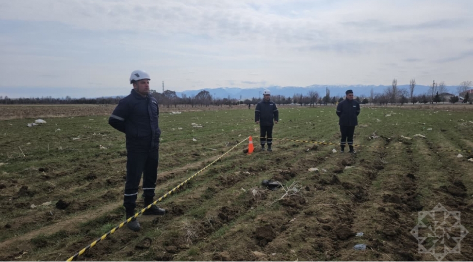 naxchivanda-mekteb-yaxinligina-dushen-dronun-qaliqlari-fotolar