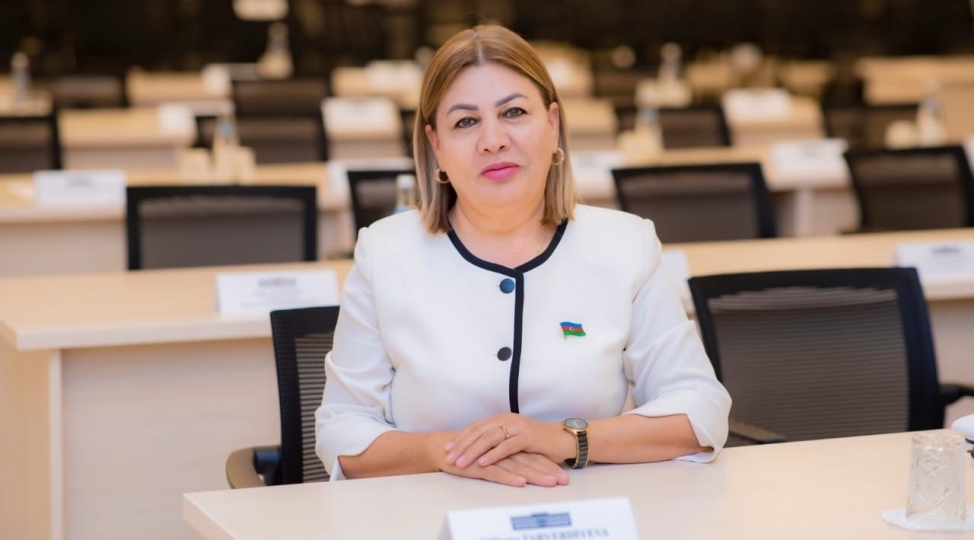 azerbaycan-qadini-cemiyyetin-inkishafinda-aparici-rola-malikdir