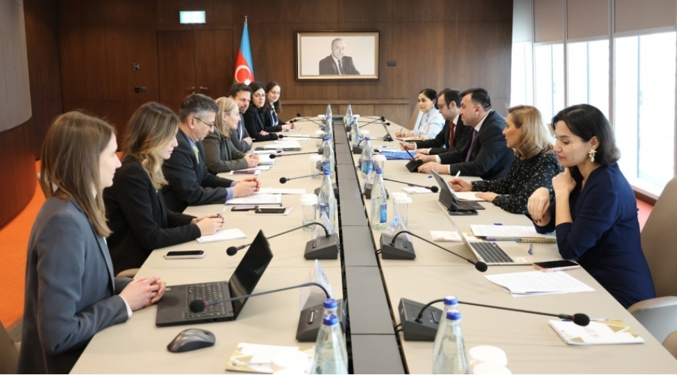 avropa-ittifaqi-ile-emekdashliq-muzakire-olunub