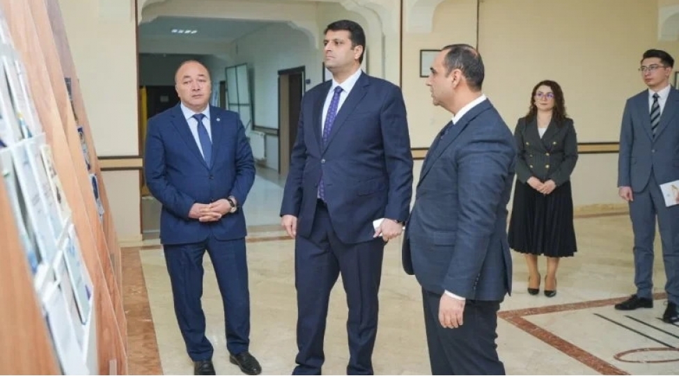 ndu-da-elmi-konfrans-kechirilib-foto