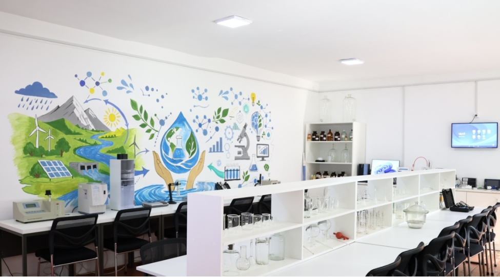 mingechevir-dovlet-universitetinde-regionun-en-boyuk-su-arashdirmalari-laboratoriyasi-achilib