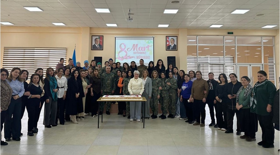 azerbaycan-ordusunda-beynelxalq-qadinlar-gunu-munasibetile-silsile-tedbirler-kechirilib
