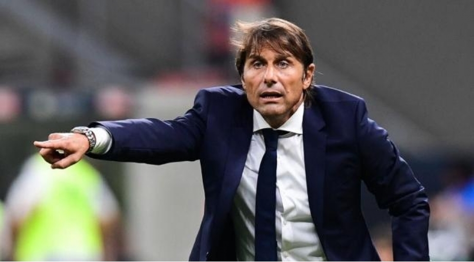 napoli-konte-ile-yollarini-ayiracaq