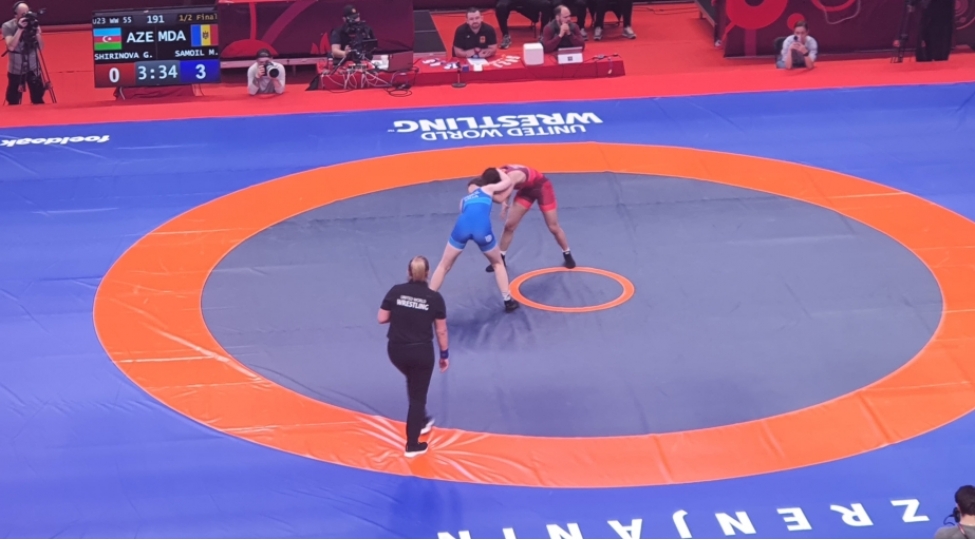 azerbaycanin-iki-qadin-guleshchisi-avropa-chempionatinin-finalina-yukselib