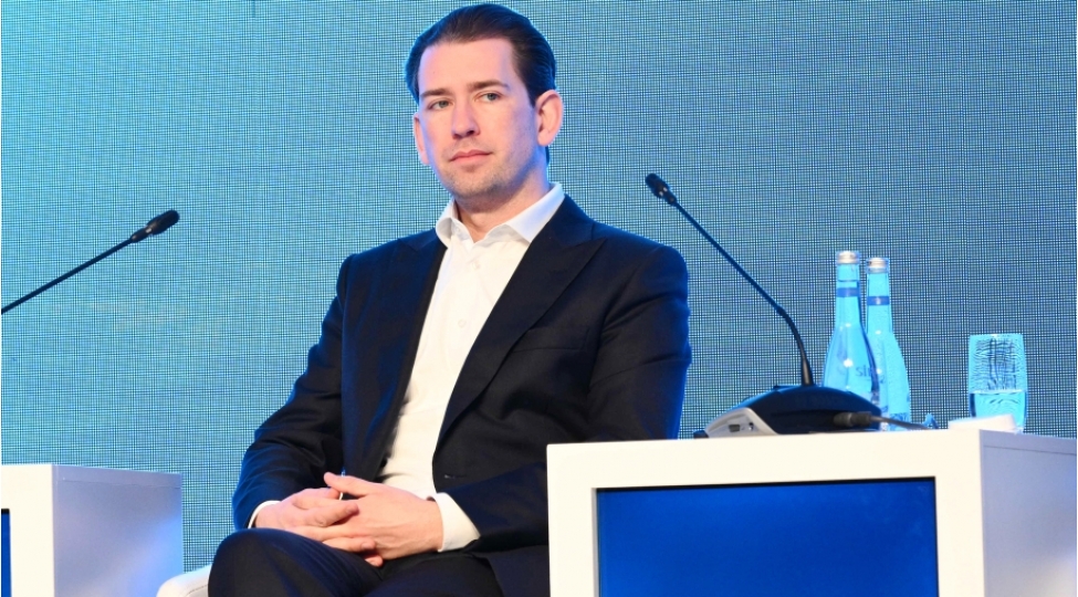 bu-kimi-tehdidlere-legitim-cavab-neden-ibaret-olmalidir-sebastian-kurs