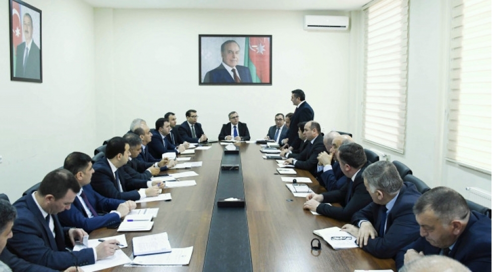 gence-ve-salyanda-dovlet-aqrar-inkishaf-merkezlerinin-regional-mushaviresi-kechirilib