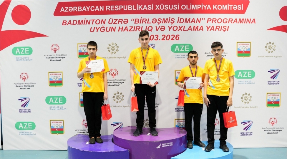 xususi-olimpiya-komitesinin-teshkilatchiligi-ile-badminton-uzre-oglanlar-ve-qizlar-arasinda-hazirliq-ve-yoxlama-yarishi-kechirilib