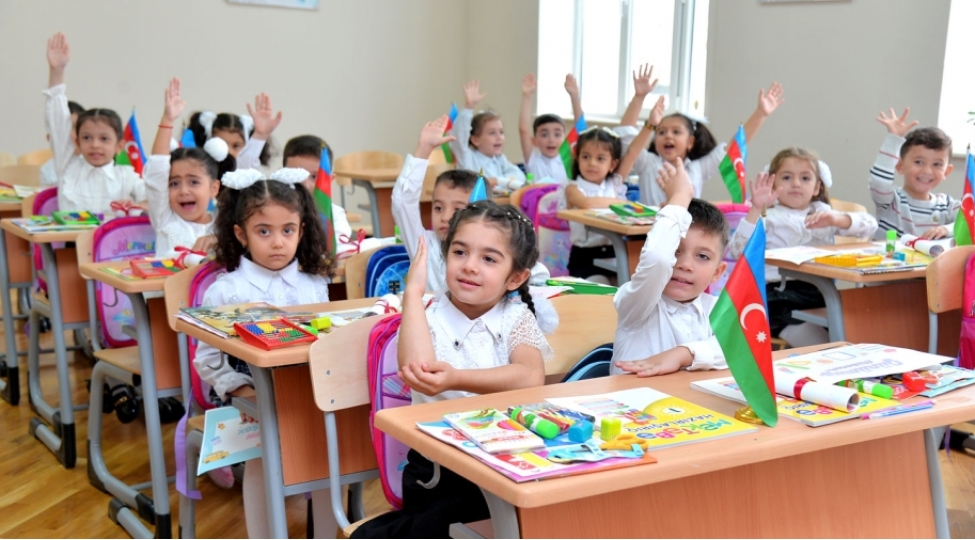 bshti-birinci-sinfe-elektron-qeydiyyatla-bagli-valideynlere-muraciet-edib