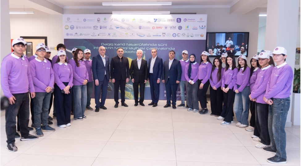 celilabadda-aqrar-sahede-suni-intellektin-tetbiqine-hesr-olunmush-bootcamp-kechirilib