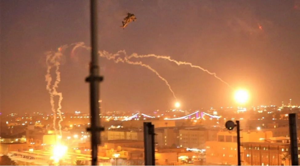 shafaq-news-bagdadin-merkezinde-raket-zerbesi-neticesinde-dord-nefer-helak-olub